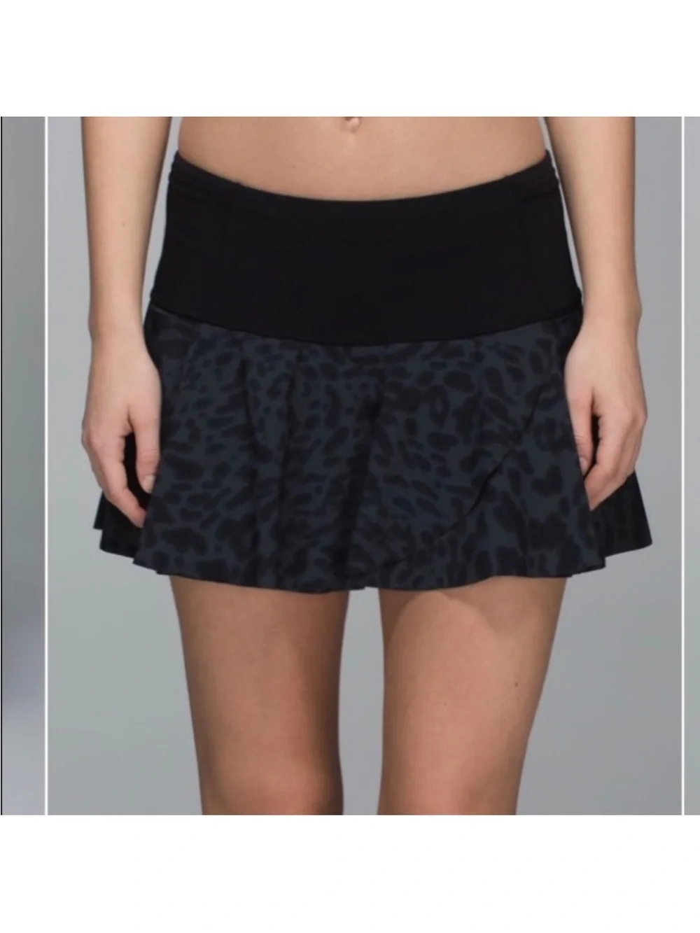 vintage Lululemon Hit Your Stride Skirt, animal swirl black deep coal, size 8 - Picture 2 of 15